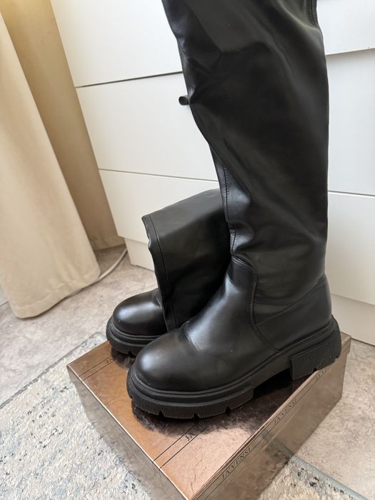 срочно продам обуви все по 5000