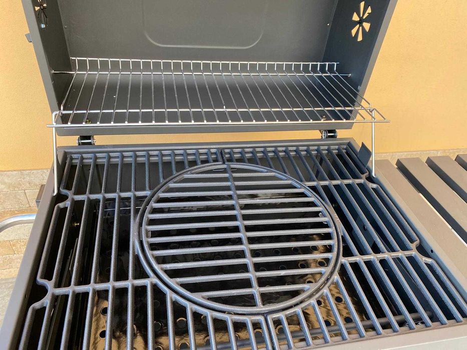 Gratar profesional, grill de fonta, roti, capac, termometru etc. Nou!