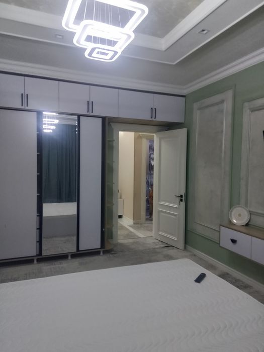 Sergeli 2-bekat yonida 3 xonali 101m2 novostroyka uy  ijaraga beriladi