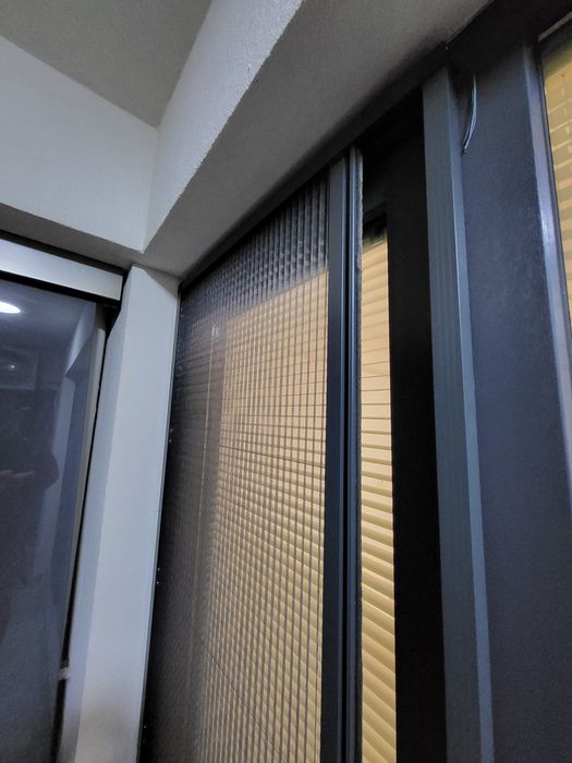 Jaluzele-Rulouri-Plase plisate-Role noapte-zi