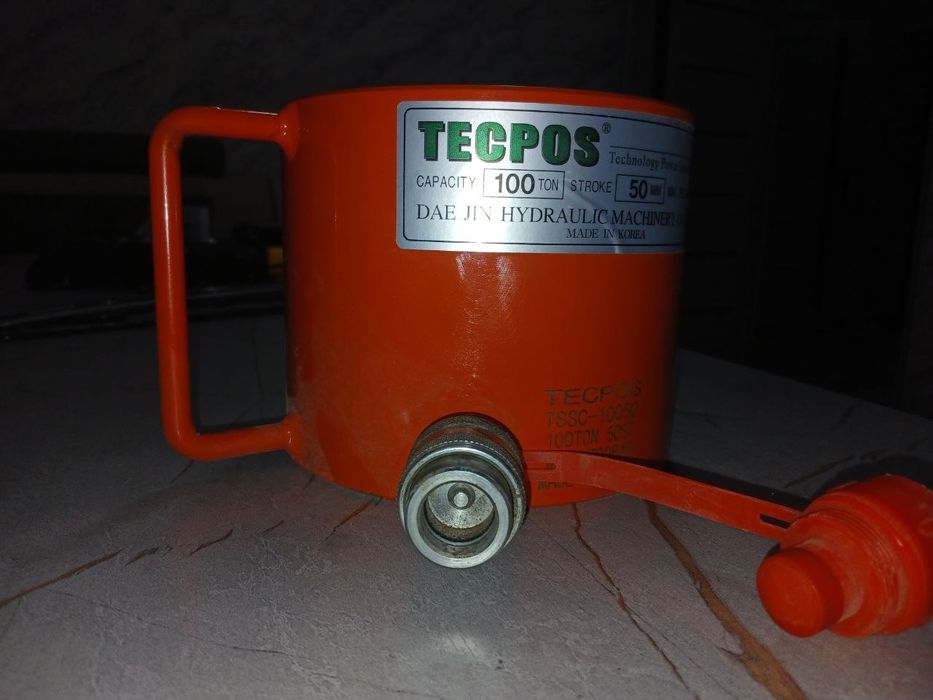 гидравлический цилиндрический домкрат (гидродомкрат) марки TEC POS / D
