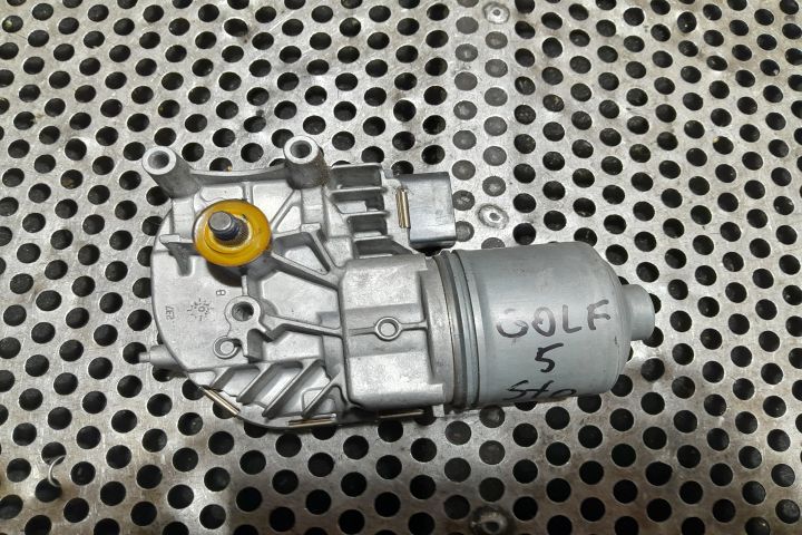 Motoras stergatoare volan pe stanga 5M0955119D PARTEA STANGA 5M095511