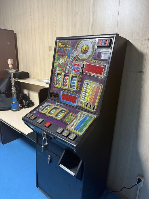 Продам игровой автомат