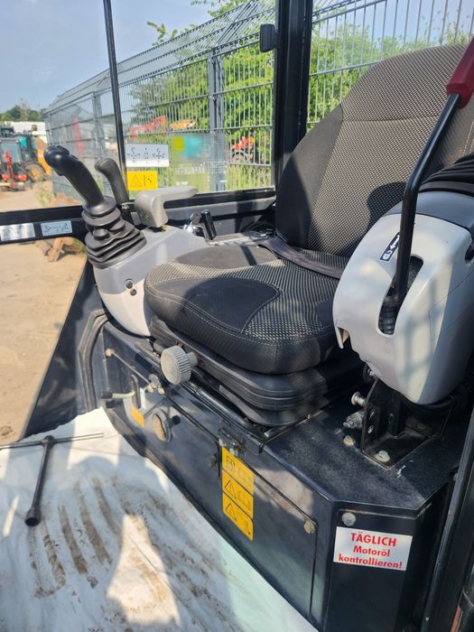 Hitachi zx 19 , an 2022
