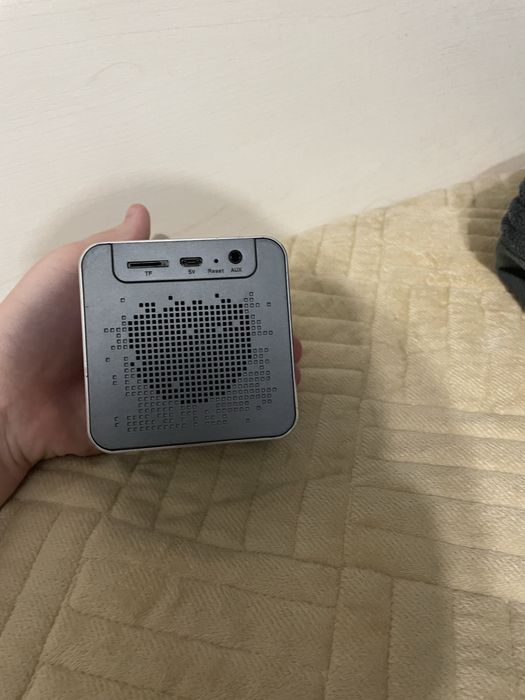 Колонка продам громкая