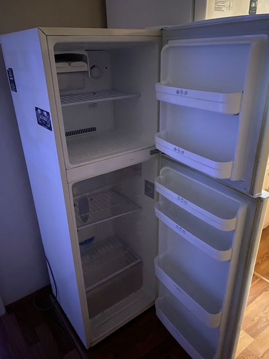 Холодильник LG б/у