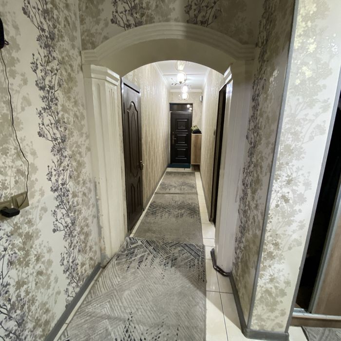 Ğuncha kotedj yarimi paqat 1chi etaj sotiladi