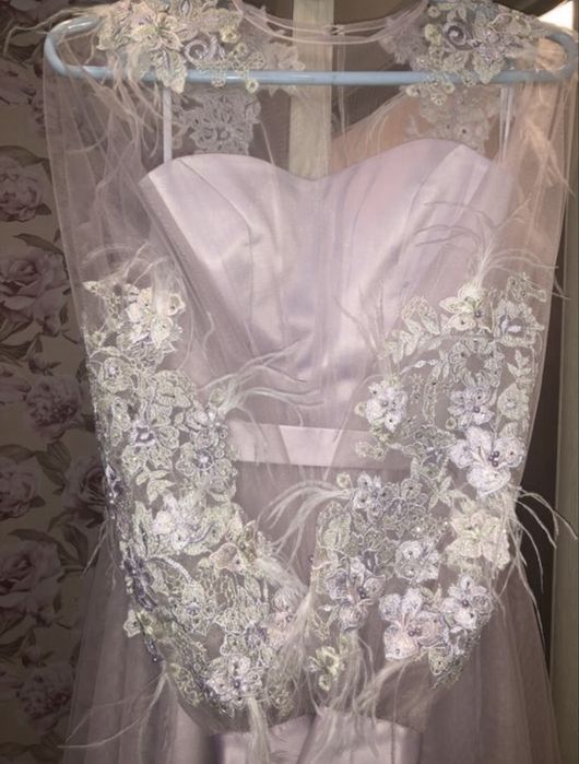 Продается платье