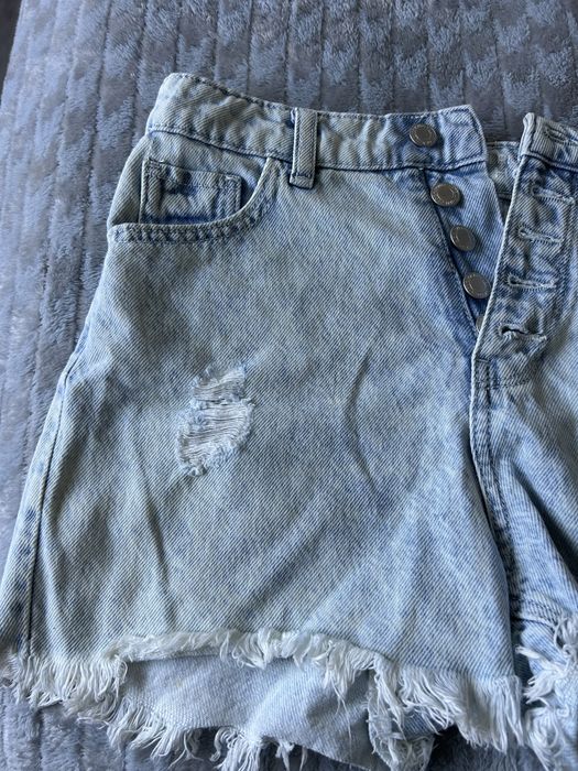 Blugi scurti cu talie inalta mom C&A