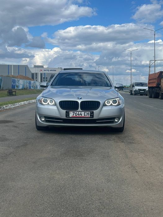 BMW F10 528i 2015г