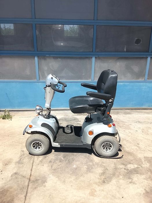 Carucior scuter electric