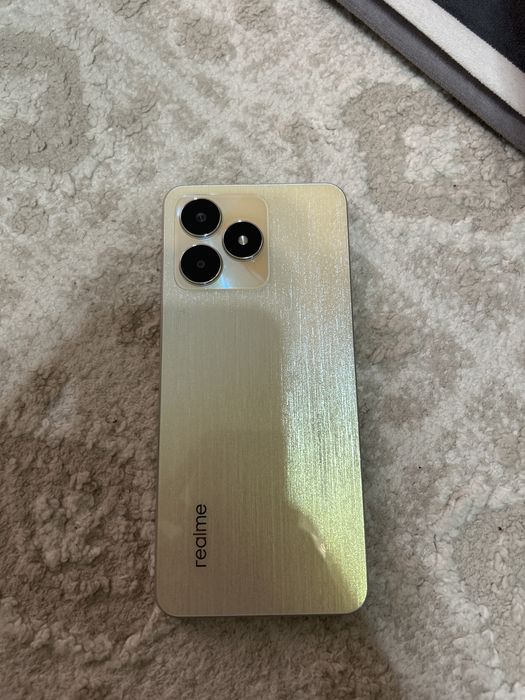 Realme c53 в хорошоем состояний