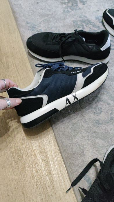 Продам кроссовки