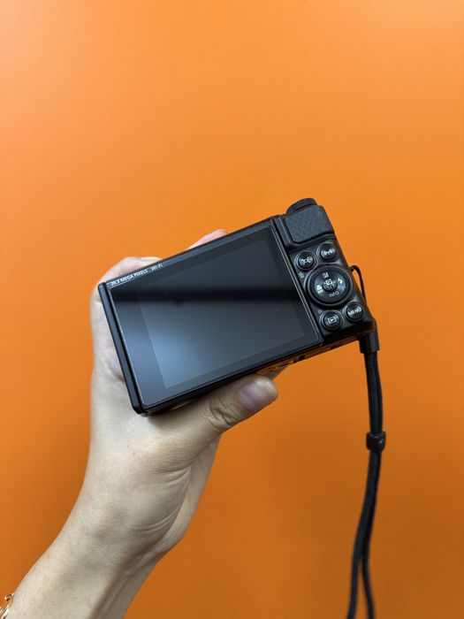 Продам Canon SX 740 HS