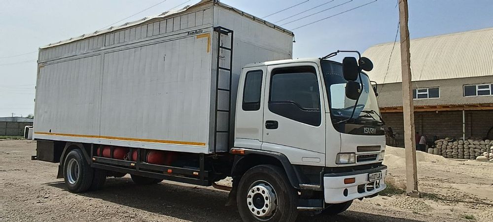 Isuzu 33 usti kòtarilgan qolgani telga gaplashiladi