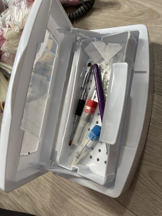 инструменты для маникюра