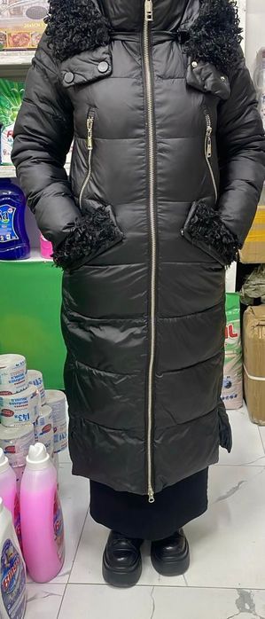 Куртка . женский