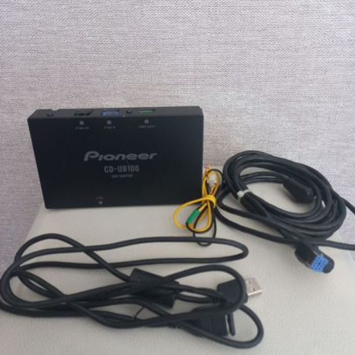 Carrozzeria Pioneer fleshka bloki.