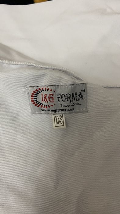 Продам белый медицинский халат