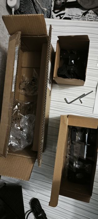 Крепления для монитора типа VESA