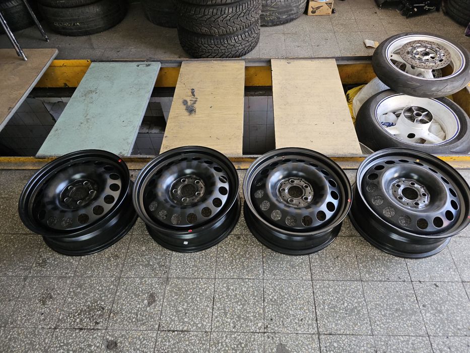 Джанти за Mercedes Vito Viano 17" с AT гуми General