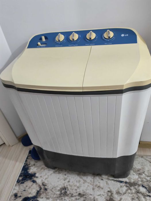 Продаётся стиральная машина полуавтомат б/у