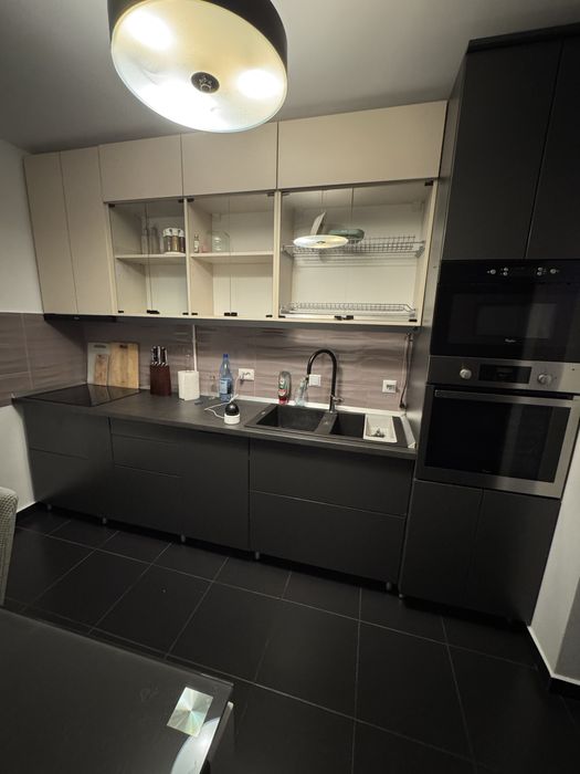 Apartament 4 camere de inchiriat