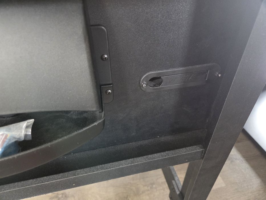 masa biliard care se roteste si e masa de fotbal