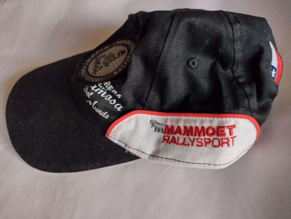 Șapcă originala raliu Paris-Dakar .Noua