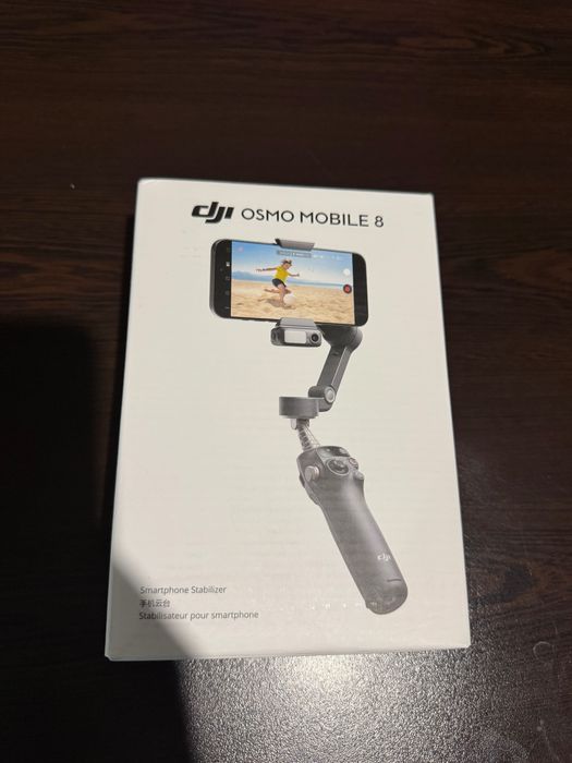 DJI Osmo Mobile 8