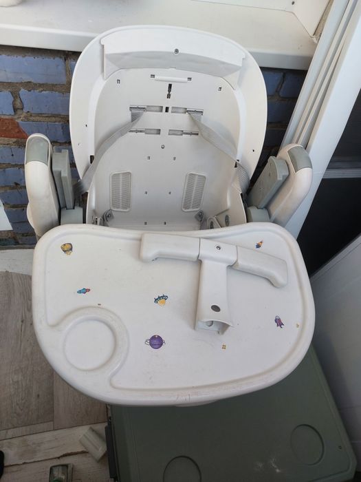 Продам стульчик для кормления