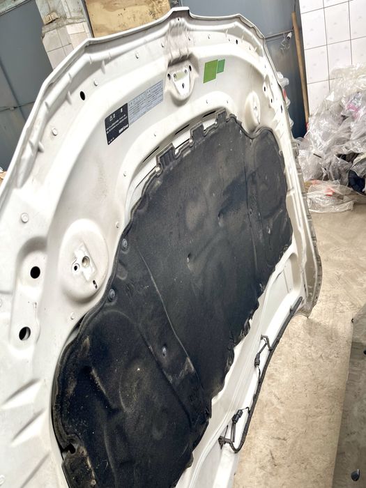 Капот на BMW E60 БМВ Е60