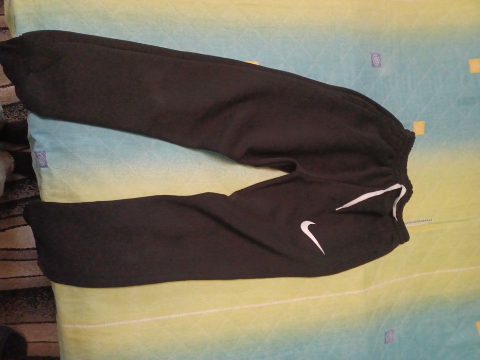 Анцунг Nike черен