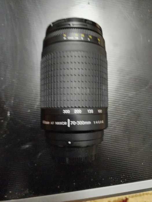 Объектив nikkor 70-300