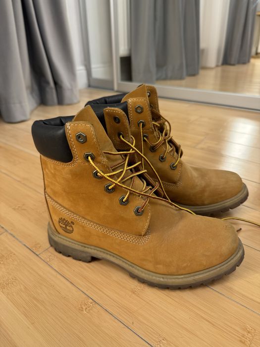 Bocanci timberland marime 39