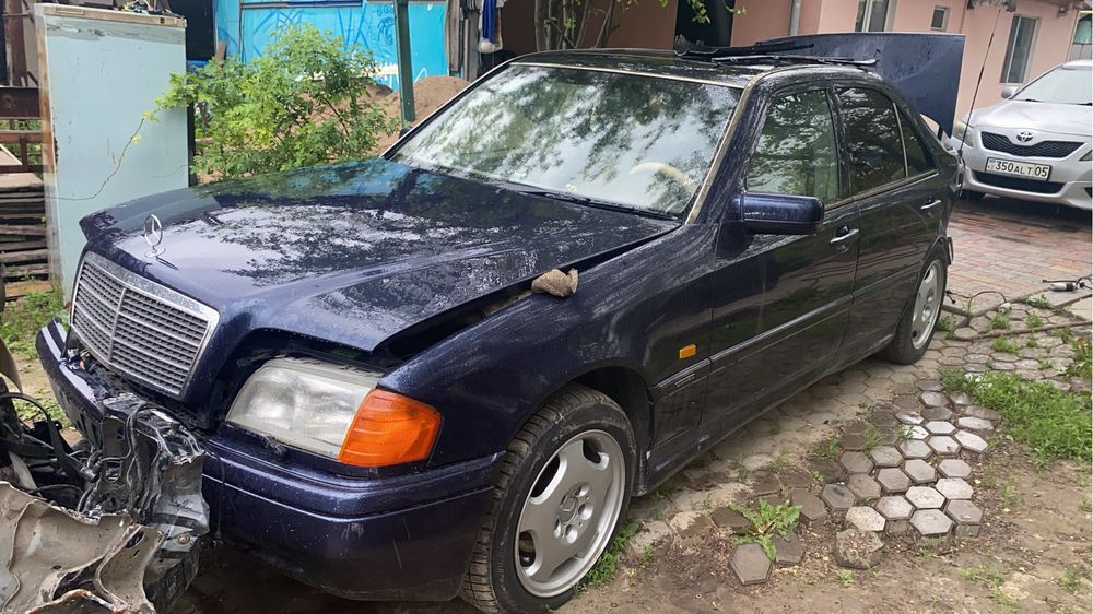 Авторазбор мерседес w202