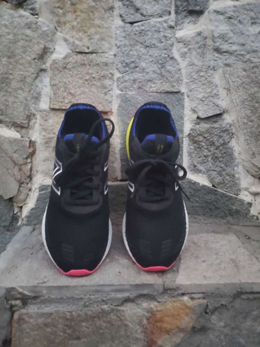 New Balance маратонки – почти нови!