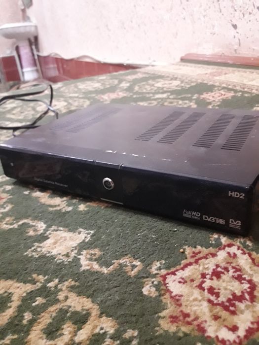 Спутник антенна улкен хам киши,4 головкасы бар,тюнер интернет аркалы