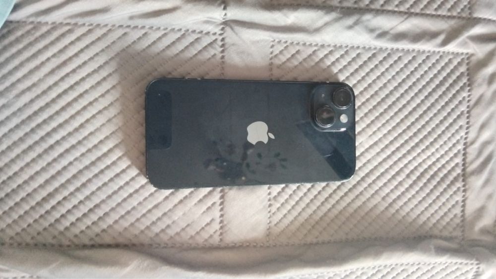 Продам Айфон 14.