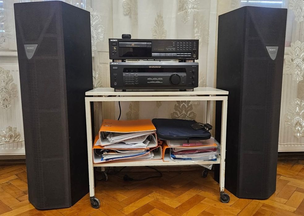 Sistem Sony, amplituner, cd-player, boxe