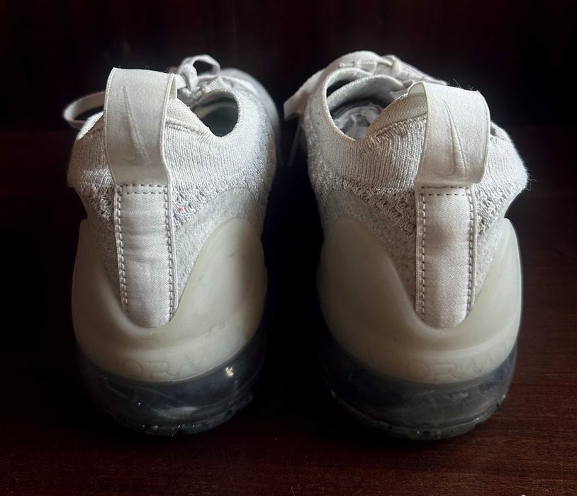 Дамски маратонки Nike VaporMax