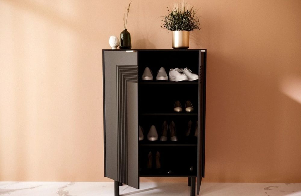 Comoda inalta din MDF