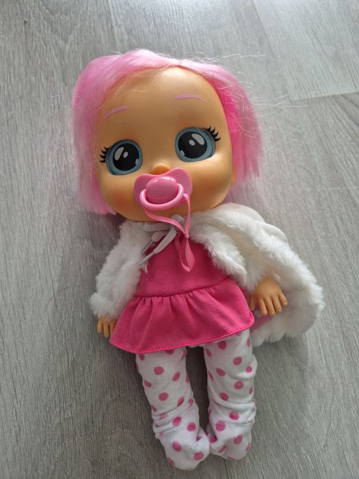 Cry Baby кукла .