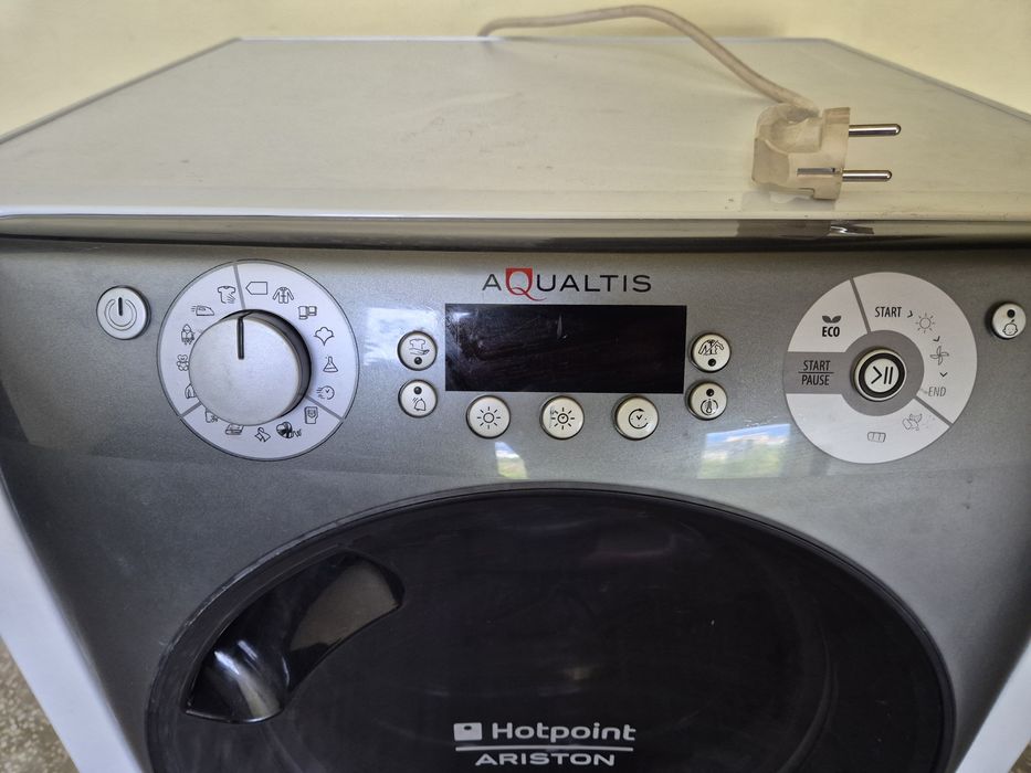 Сушилня Hotpoint Aqualtis