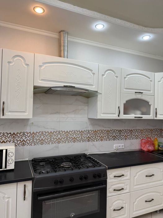 кух. гарнитур+газ плита