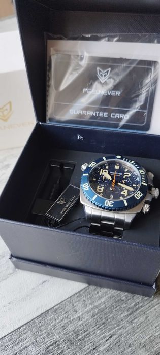 Масивен мъжки дайвър часовник - кварцов механизъм ! 500 м водоустойчив!