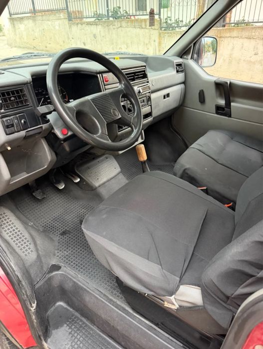 VW Caravelle 2.4 d syncro 4X4