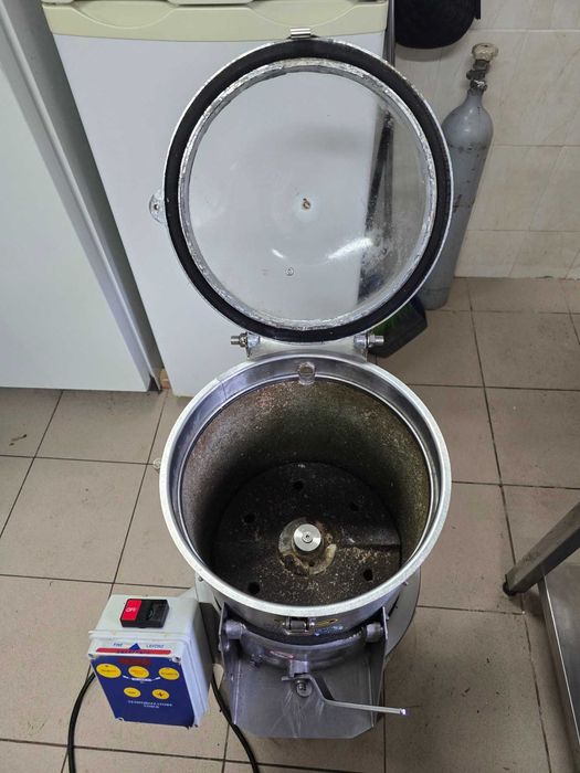 Професионална картофобелачка ROGA PL8 26 кг 400V Италия