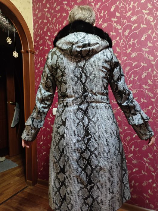 Дублёнка, размер М.