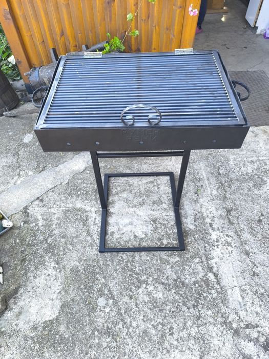 Сръбска скара,барбекю.